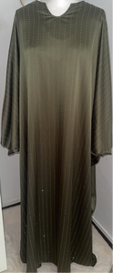 Abaya con Strass – Elegancia Brillante para el Eid