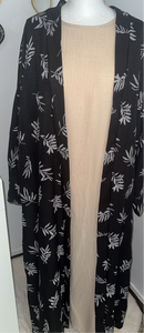 Abaya de Dos Piezas – Estilo y Frescura para el Verano