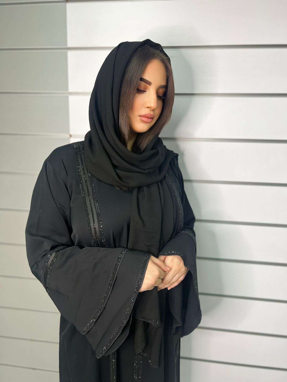 Abaya Warda